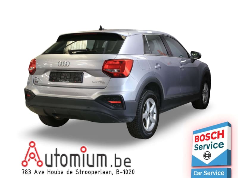 Audi Q2 8