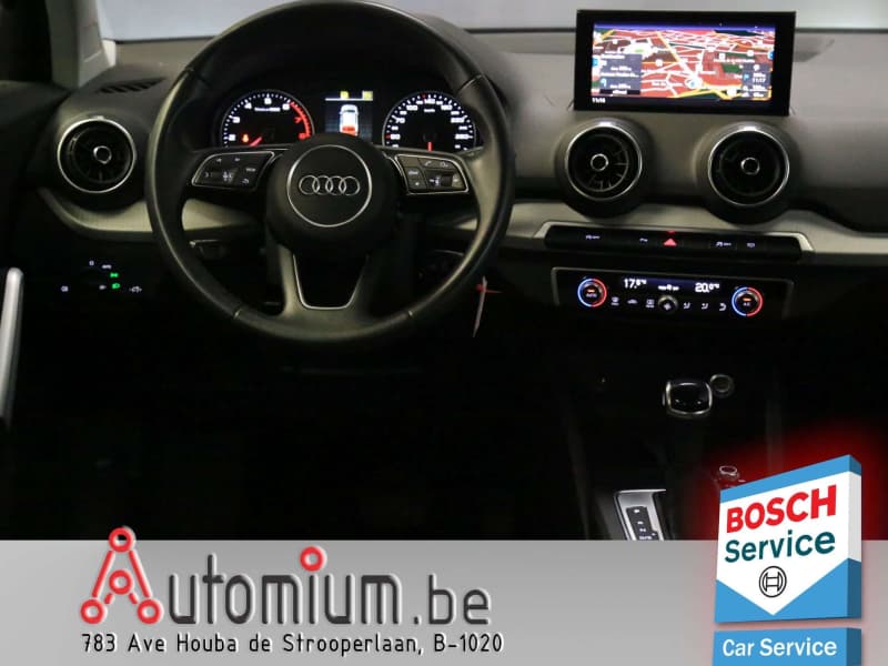 Audi Q2 14