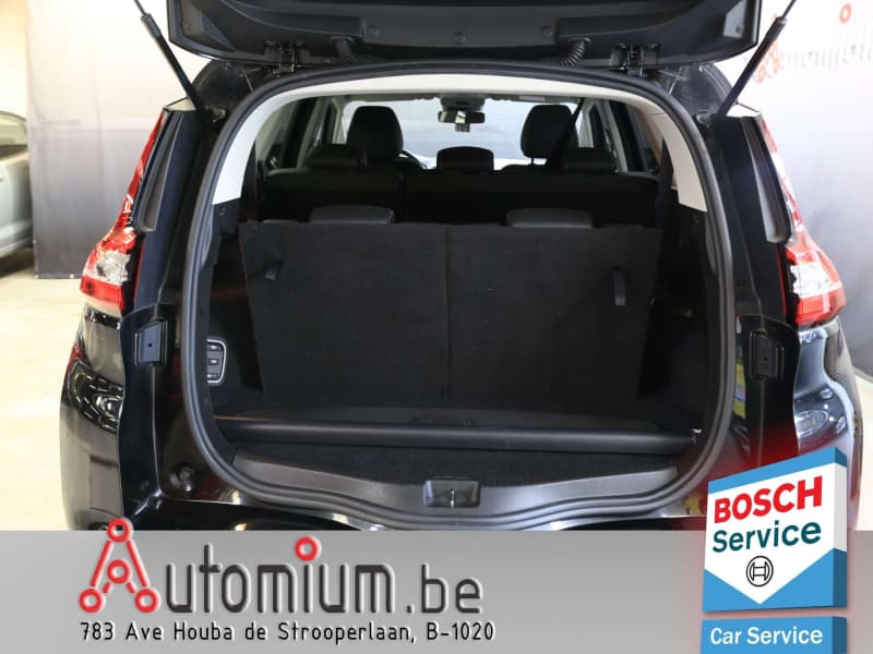 Renault Scenic 11
