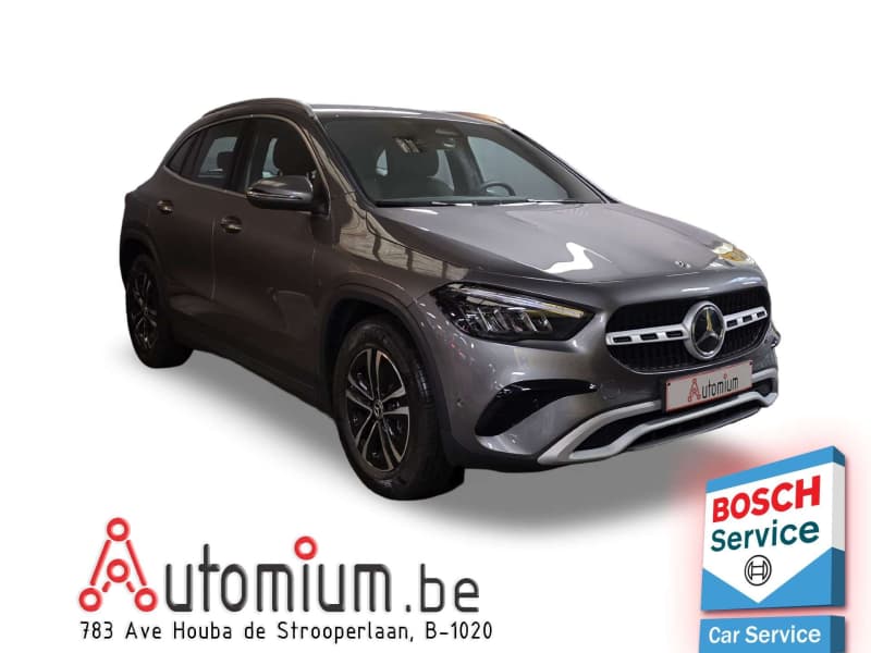 Mercedes-Benz GLA 180 2