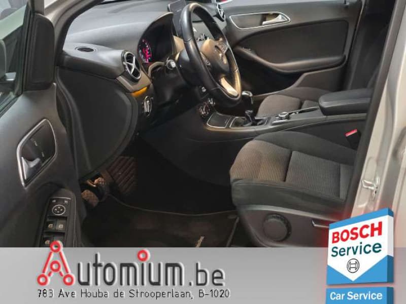 Mercedes-Benz B 180 21