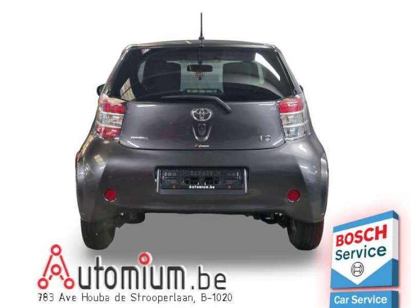 Toyota iQ 6