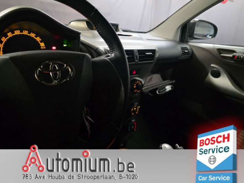 Toyota iQ 21