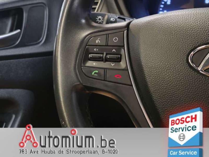 Hyundai i20 15