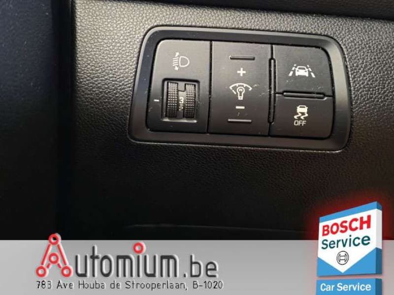 Hyundai i20 16