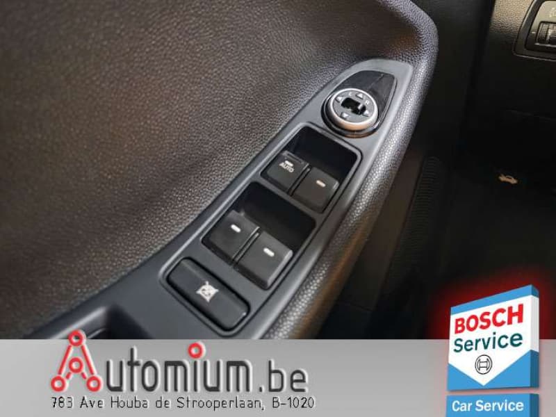 Hyundai i20 20