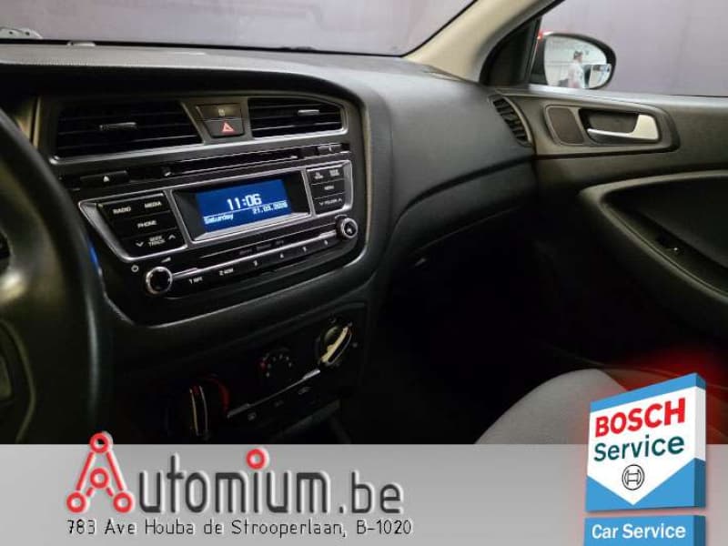 Hyundai i20 24