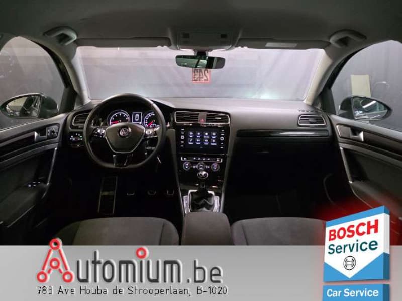 Volkswagen Golf 9