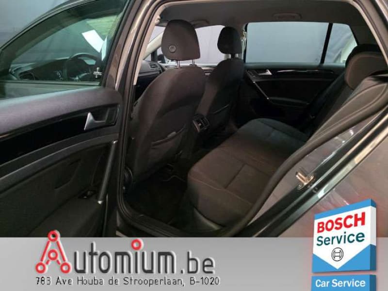 Volkswagen Golf 10