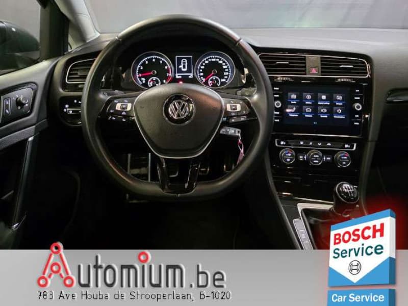 Volkswagen Golf 12