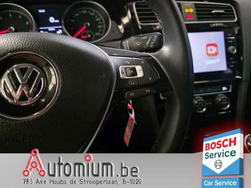 Volkswagen Golf 16