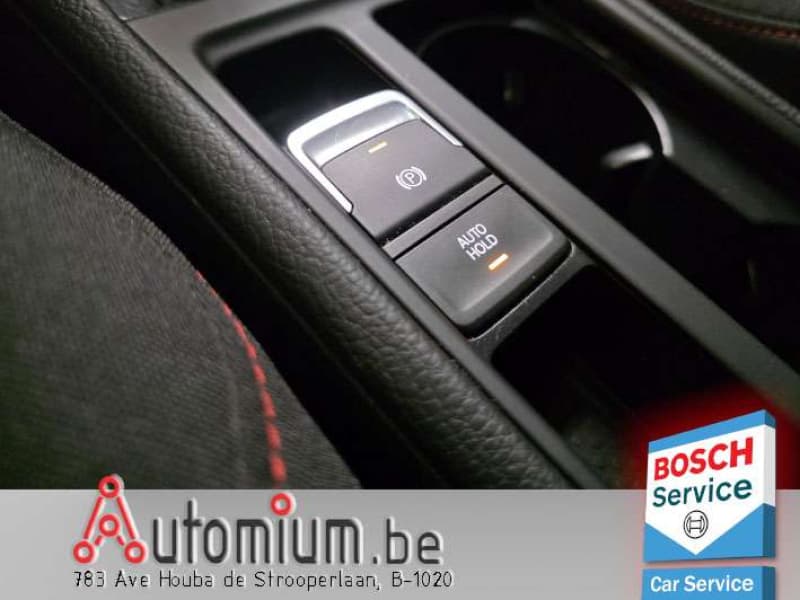 Volkswagen Golf 25