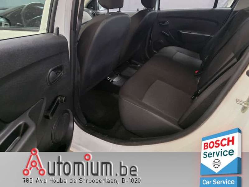 Dacia Logan 12