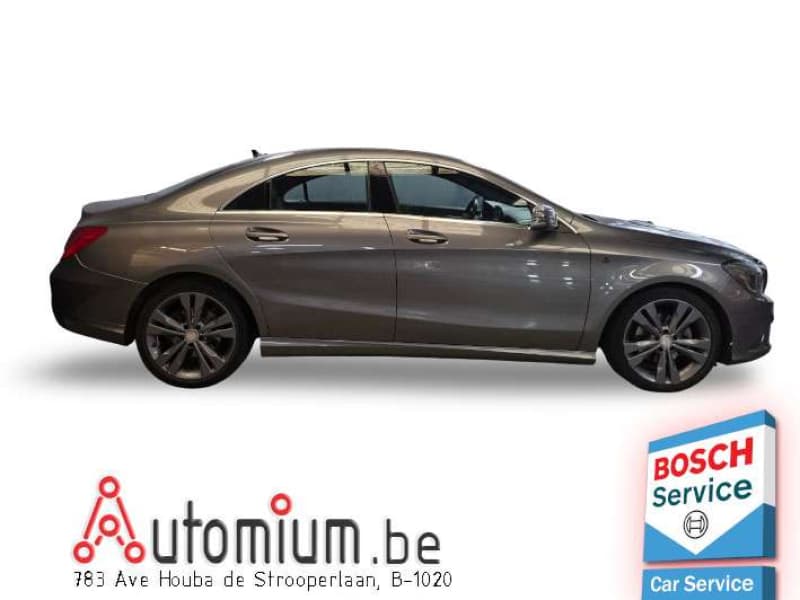 Mercedes-Benz CLA 200 8