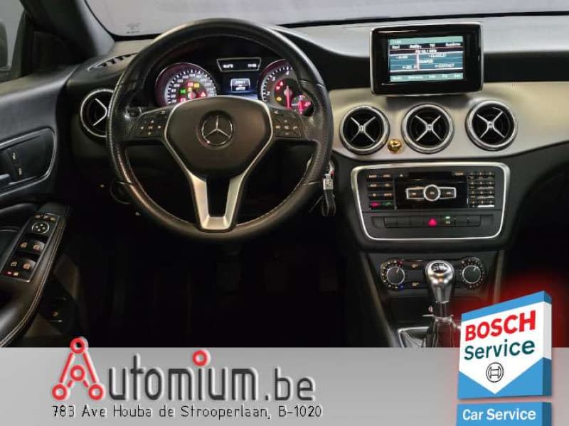 Mercedes-Benz CLA 200 10