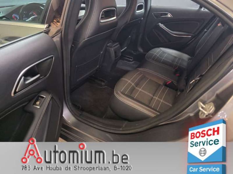 Mercedes-Benz CLA 200 12