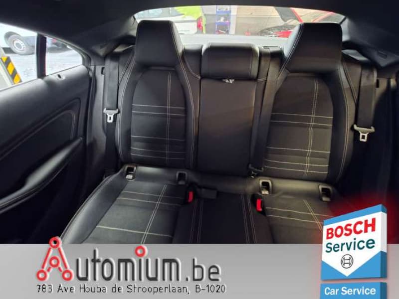 Mercedes-Benz CLA 200 24
