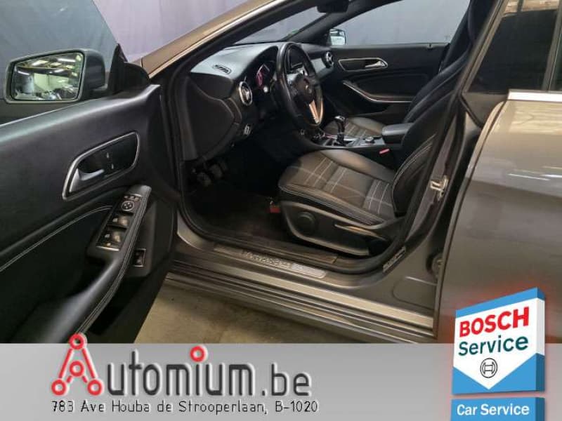 Mercedes-Benz CLA 200 26