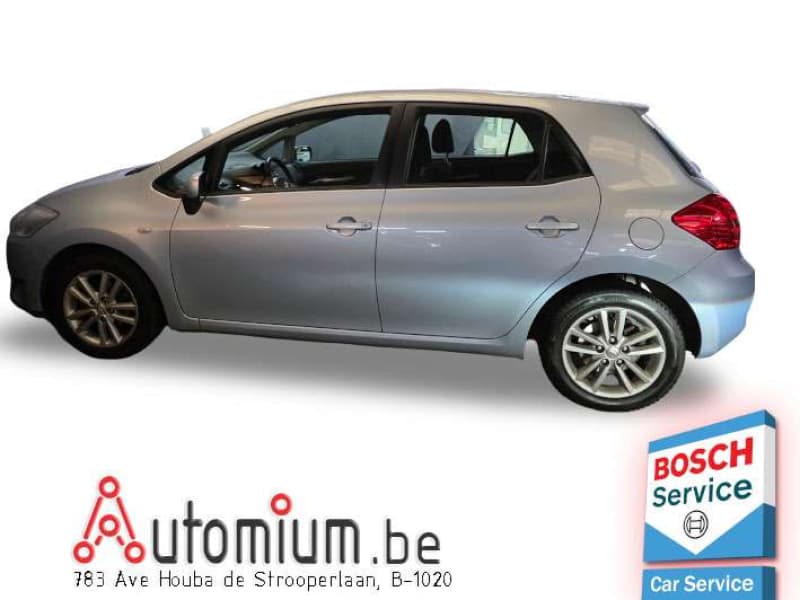 Toyota Auris 4