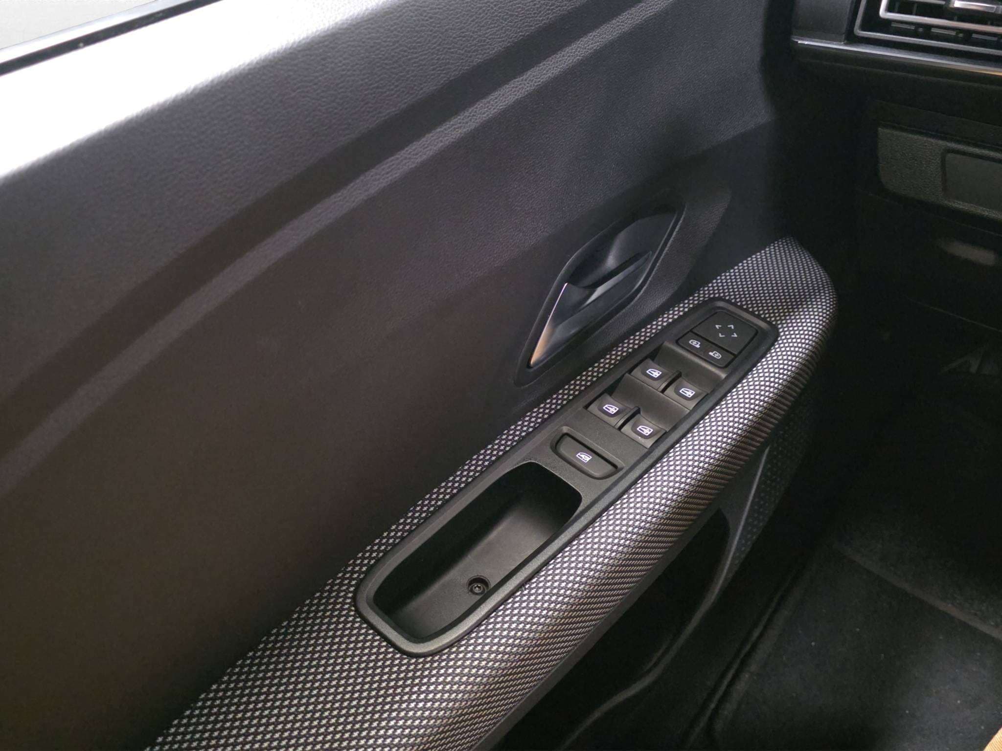 Dacia Sandero 12