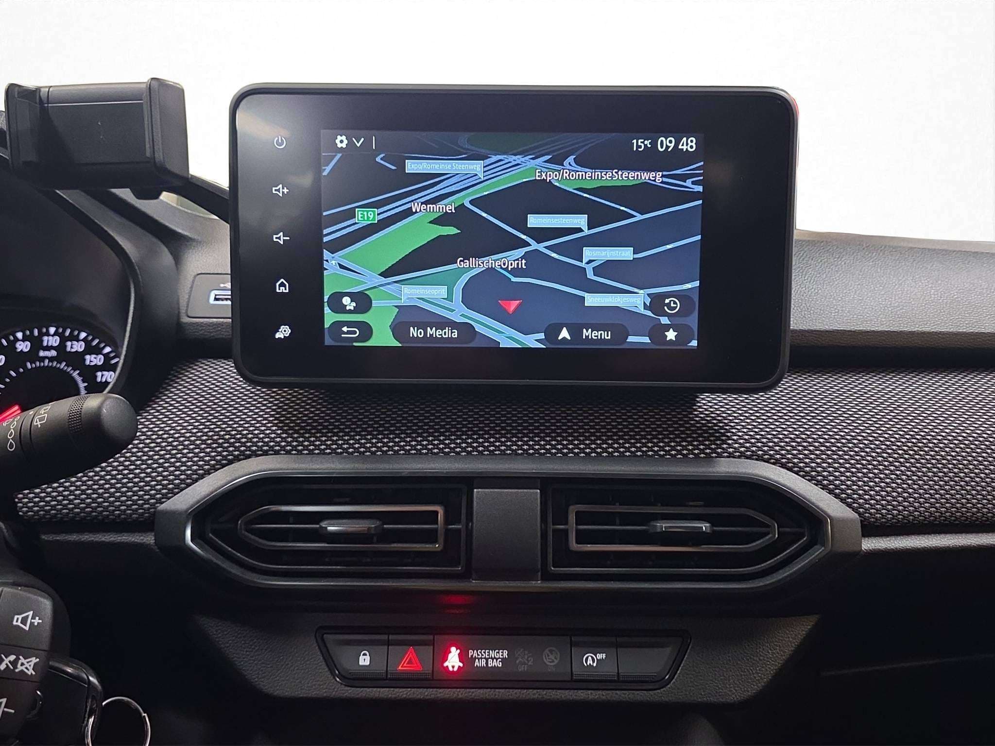 Dacia Sandero 16