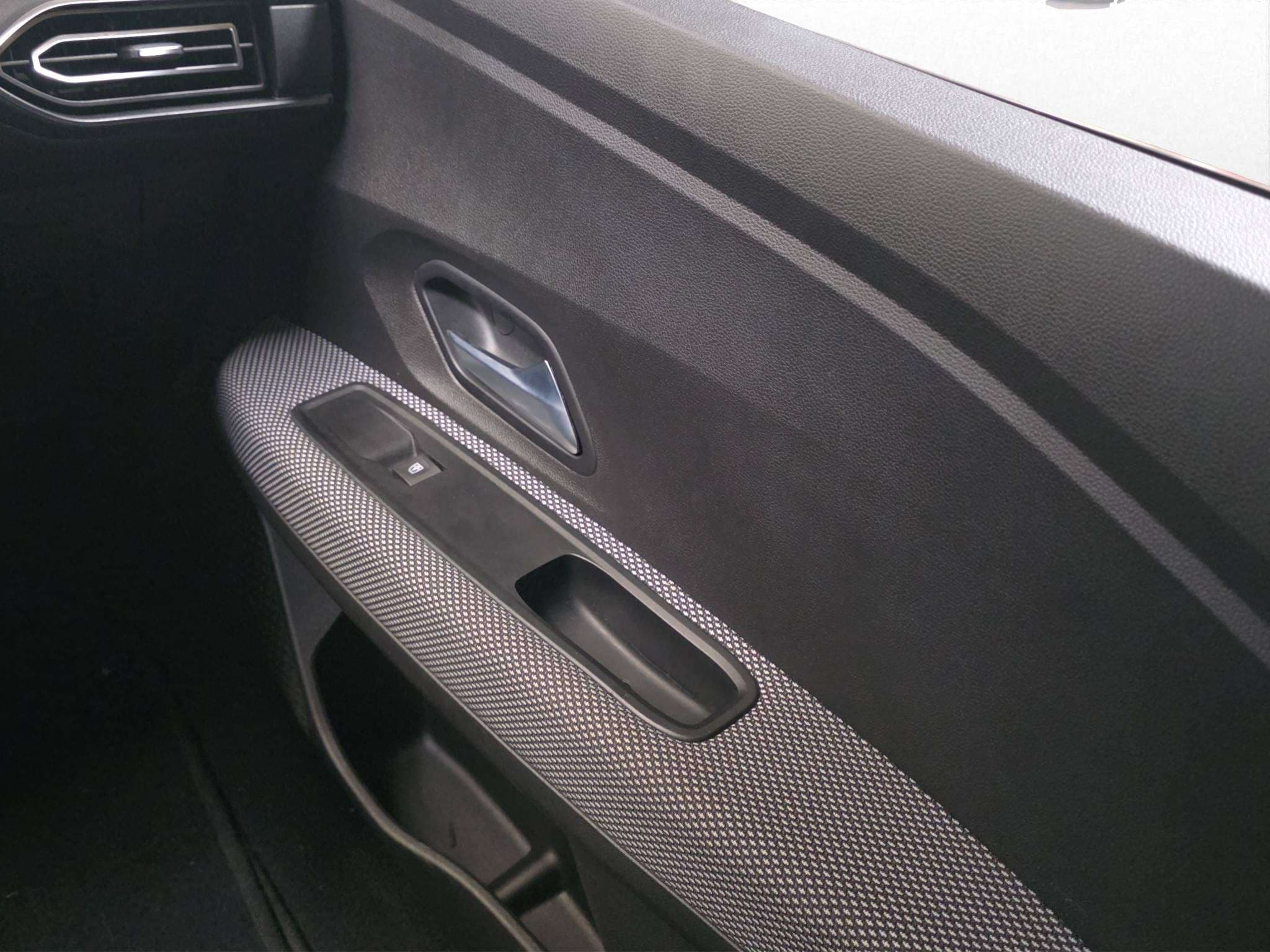 Dacia Sandero 17