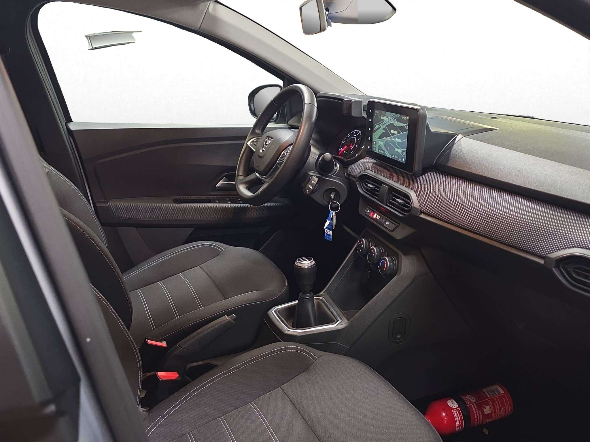 Dacia Sandero 18
